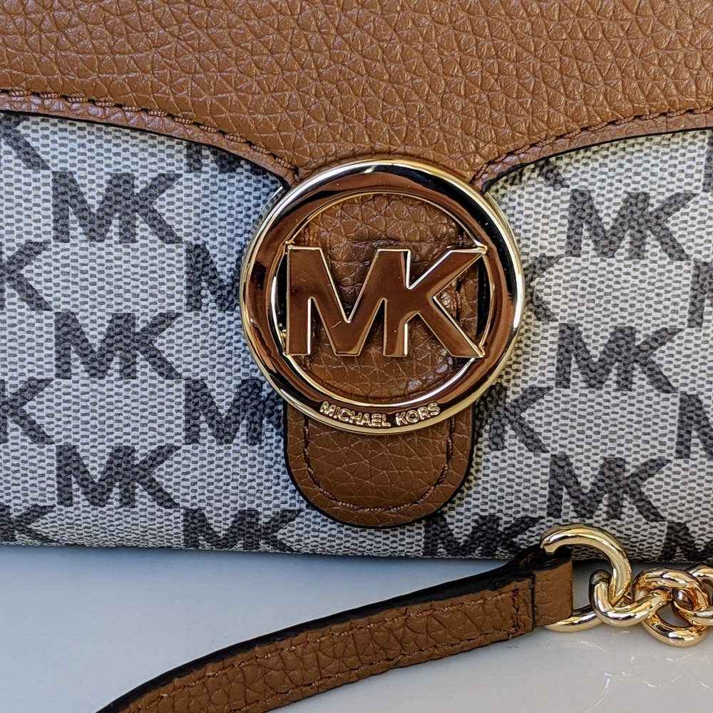 Michael Kors VANNA Tan crossbody NWT